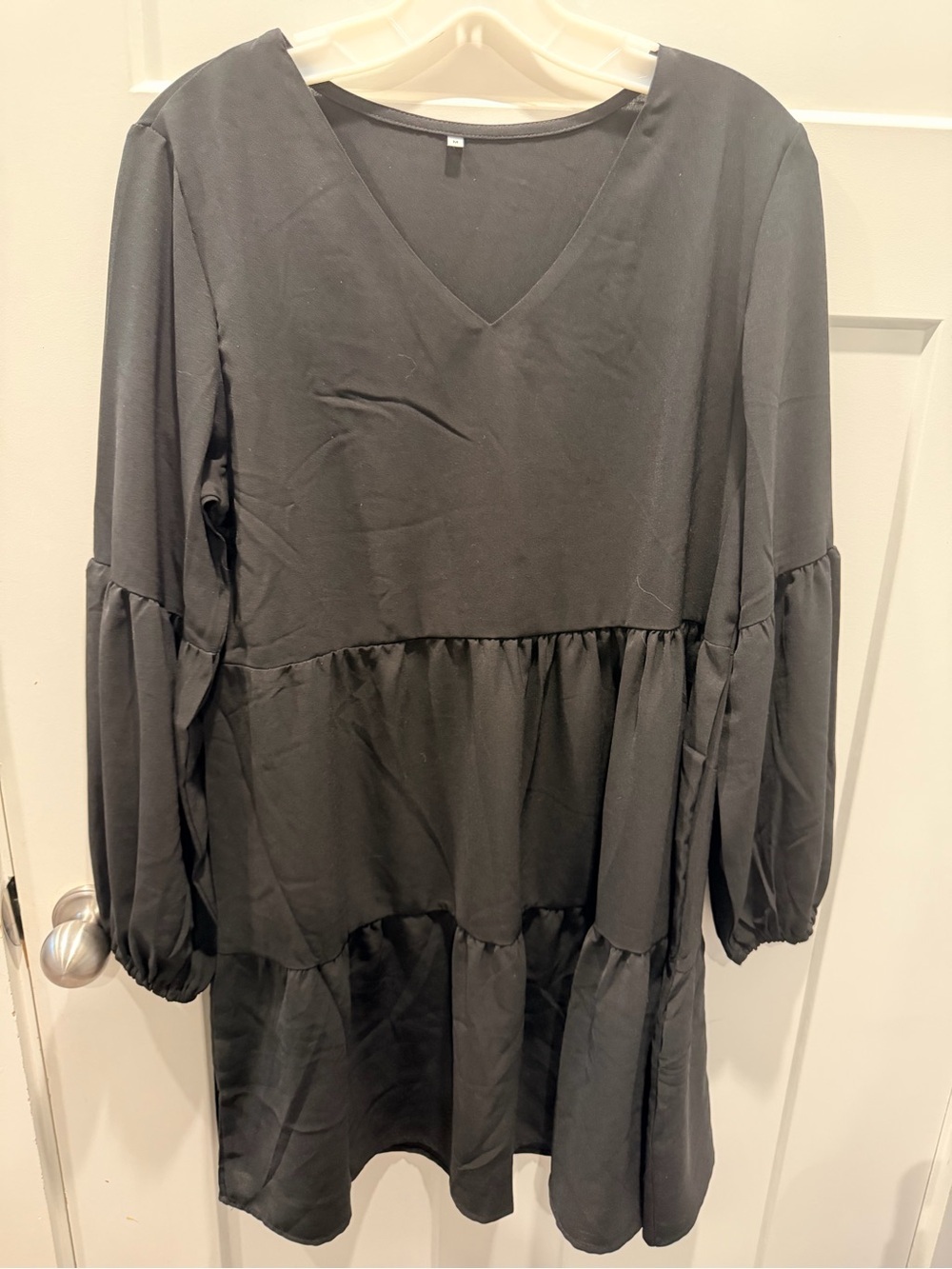 Black Tiered Dress Womens Medium Long Sleeve Babydoll V Neck Casual Mini